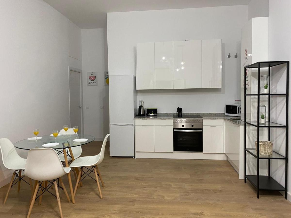 Appartamento Aluche Aparment C Madrid Esterno foto