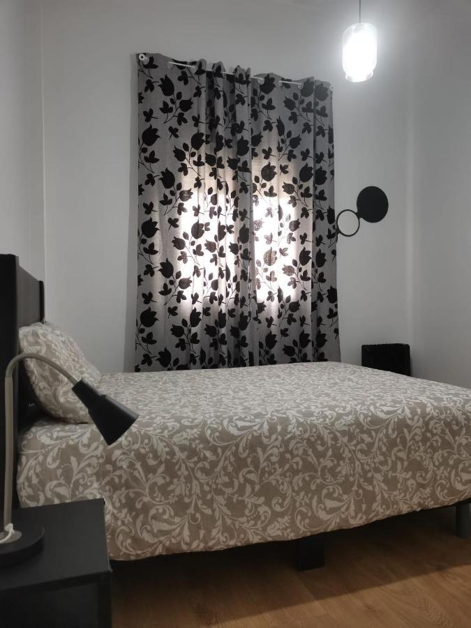 Appartamento Aluche Aparment C Madrid Esterno foto